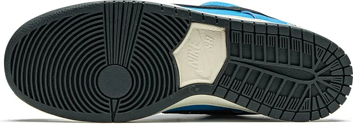 SB Dunk Low Pro "Instant Skateboards" sneakers - Image 4