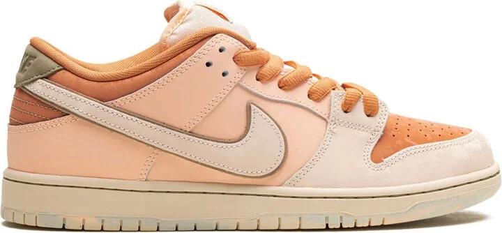 SB Dunk Low Pro PRM "Trocadero Gardens" sneakers
