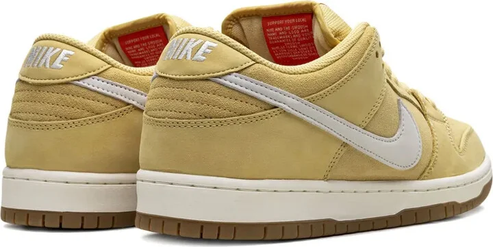 SB Dunk Low "Saturn Gold" sneakers - Image 3