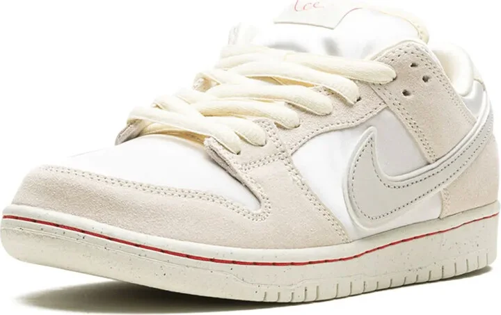 SB Dunk Low "Valentine's Day - Image 4