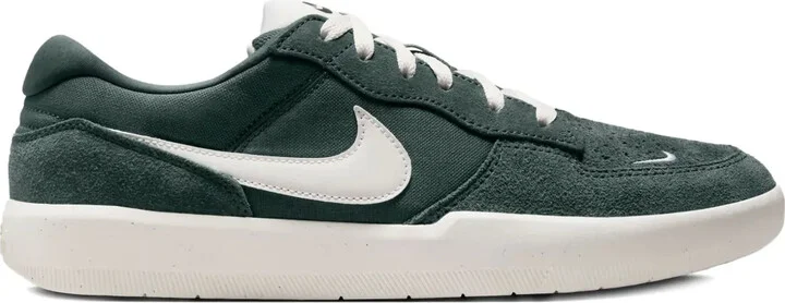 SB Force 58 "Vintage Green/Sail" sneakers