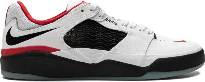 SB Ishod Wair "Chicago" sneakers