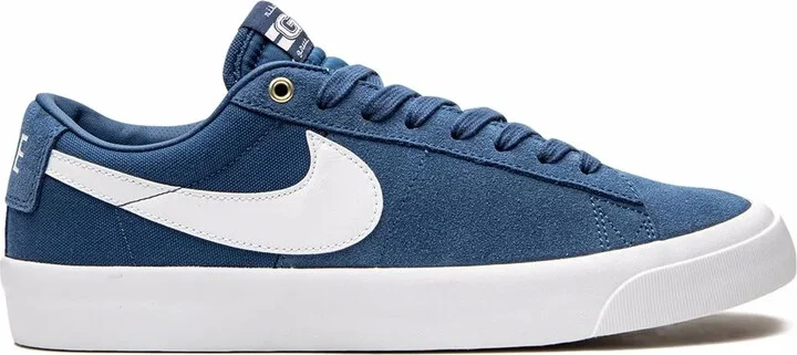 SB Zoom Blazer Low Pro GT sneakers