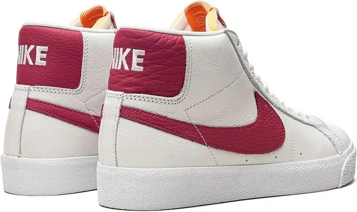 SB Zoom Blazer Mid ISO "Orange Label Sweet Beet" sneakers - Image 3