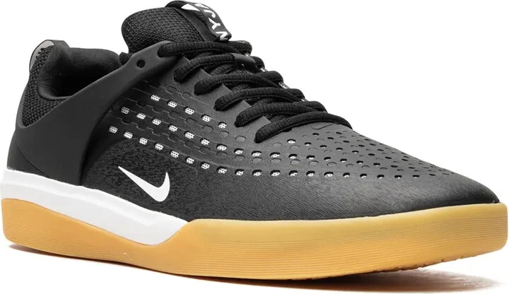 SB Zoom Nyjah 3 "Black/White/Gum" sneakers - Image 2