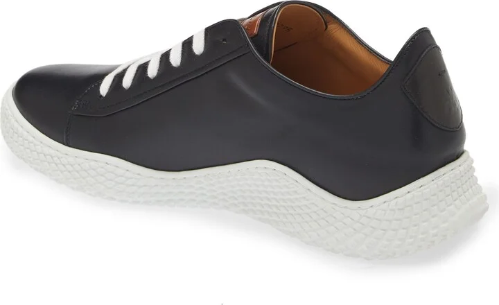 Scallop Sneaker - Image 2