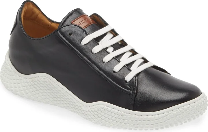 Scallop Sneaker