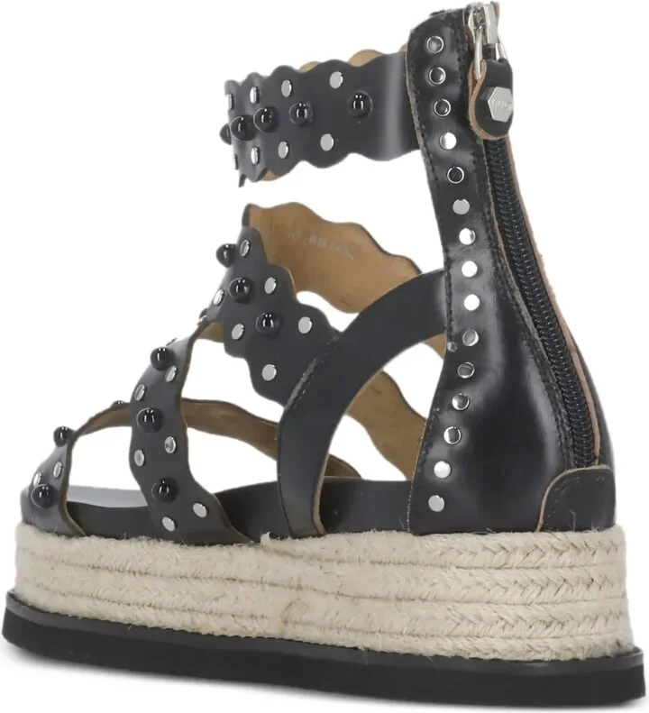 Scalloped-Detail Studded Sandals - Image 3