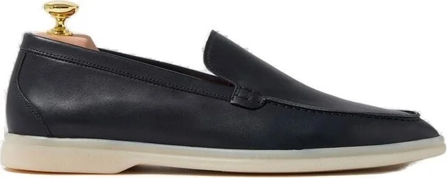 Scarosso Ludovico Round-Toe Slip-On Loafers