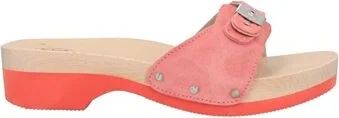 Salmon pink