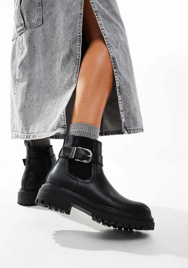 schuh Amari chunky ankle boots with buckle in black