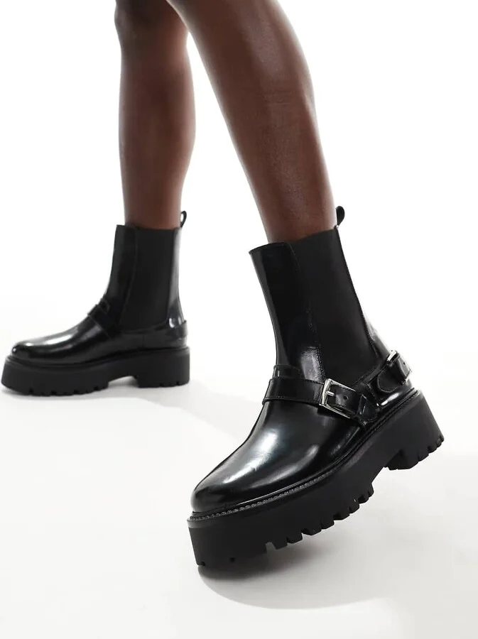 schuh Ariah chunky buckle ankle boots in black leather - Image 4