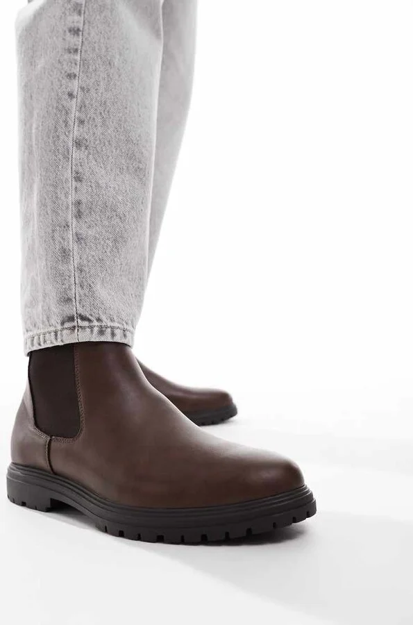 schuh Dalton Chelsea boots in brown