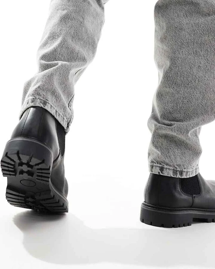 schuh Dawson chelsea boots in black leather - Image 4