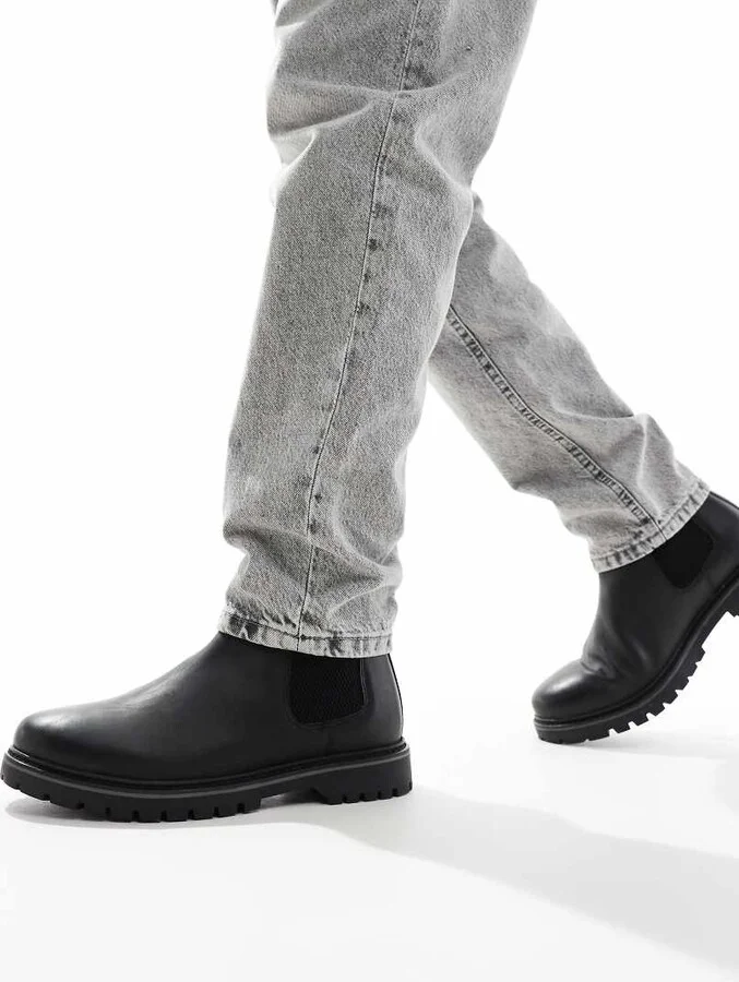 schuh Dawson chelsea boots in black leather