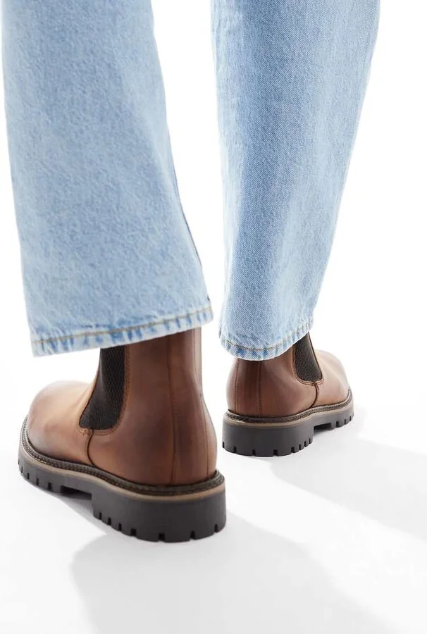 schuh Dawson chelsea boots in brown leather - Image 4