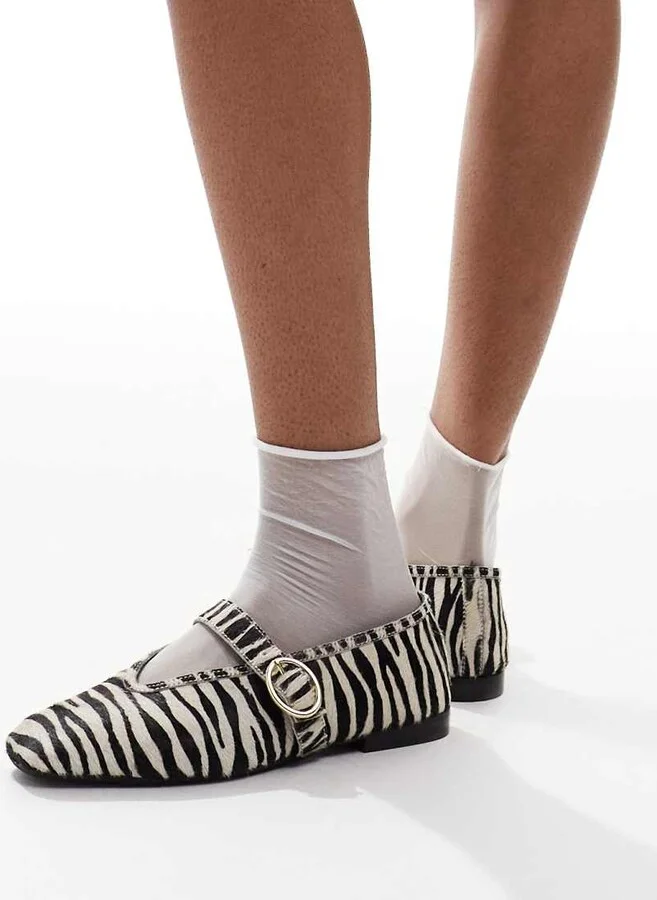 schuh Lavena mary jane flat shoes in zebra pony hair - Image 4