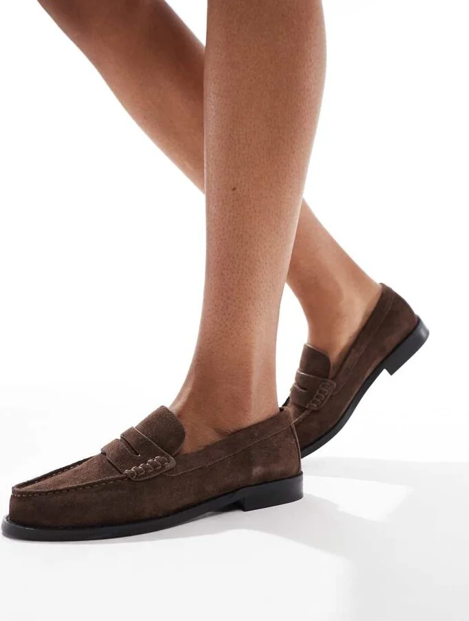 schuh Lillian loafers in brown suede