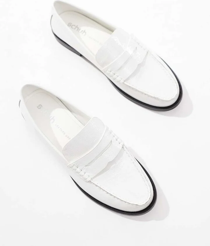 schuh Lillian penny loafers in white crinkle leather - Image 4