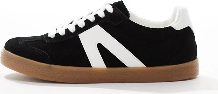 schuh Marnie gum sole sneakers in black suede - Image 2