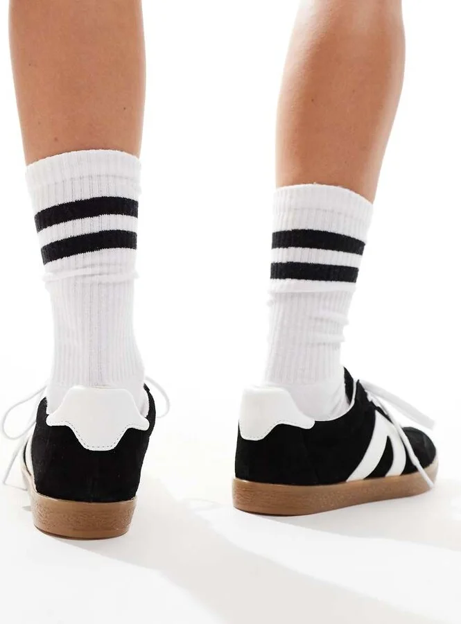 schuh Marnie gum sole sneakers in black suede - Image 3