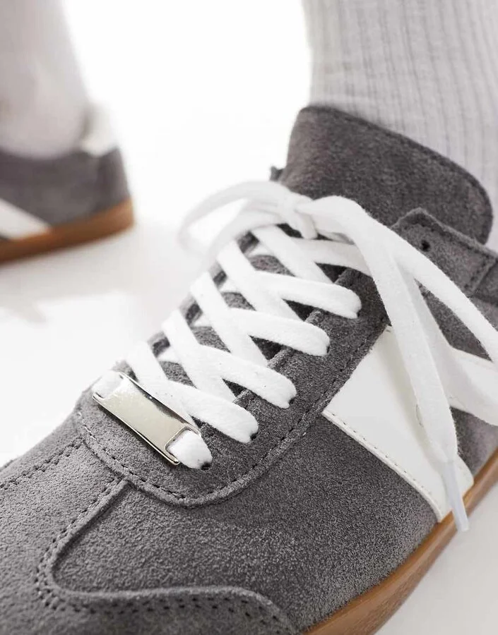 schuh Marnie gum sole sneakers in gray suede - Image 3