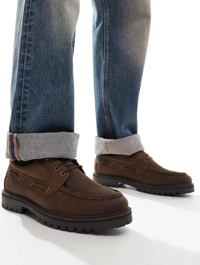 schuh Patrick boat shoes in brown leather