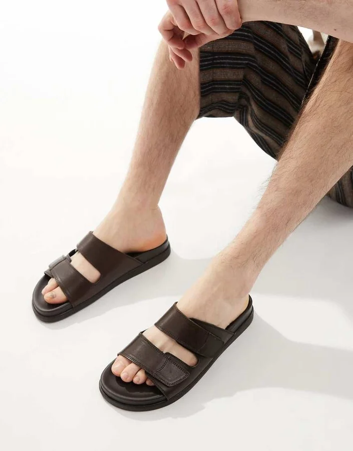 schuh Sergio double strap sandals in brown leather - Image 4