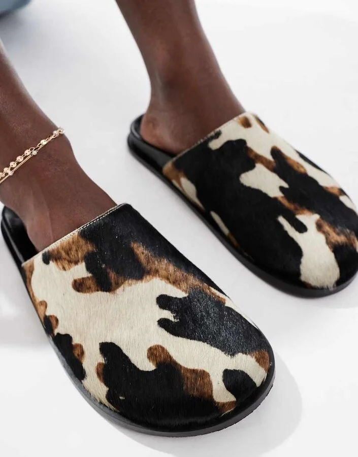 schuh Teale clog mules in cow print pony hair - Image 4