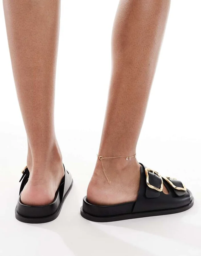 schuh Tylee double buckle sandals in black leather - Image 4