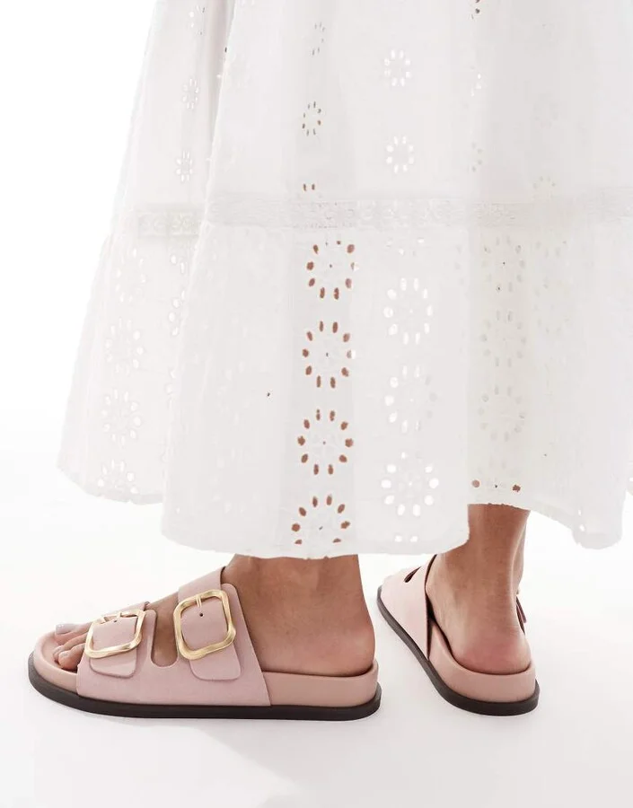 schuh Tylee double buckle sandals in pink suede - Image 4