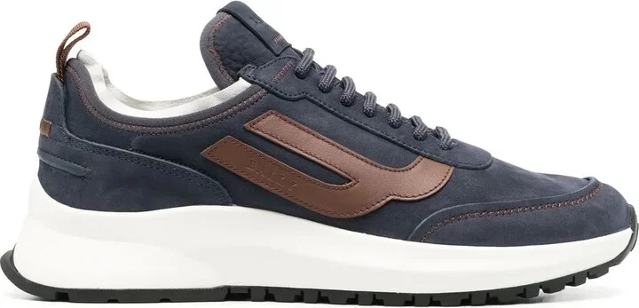 Schuhe suede sneakers