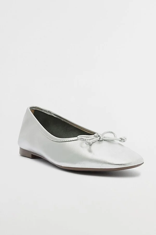 Schutz Arissa Leather Ballet Flat in Black - Image 10
