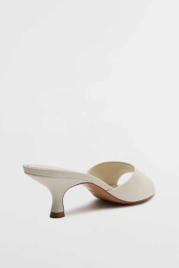 Schutz Dethalia Leather Heeled Mule in Black - Image 8