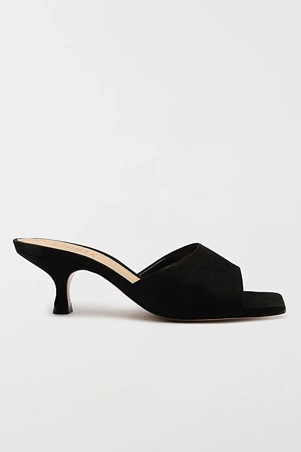 Schutz Dethalia Leather Heeled Mule in Black