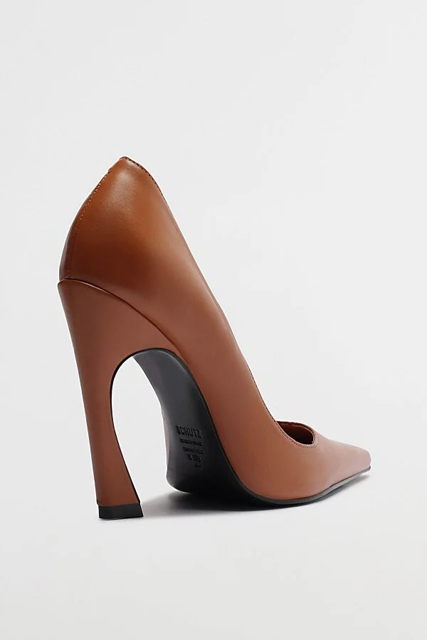 Schutz Lexi Pump Heel in Brown - Image 4