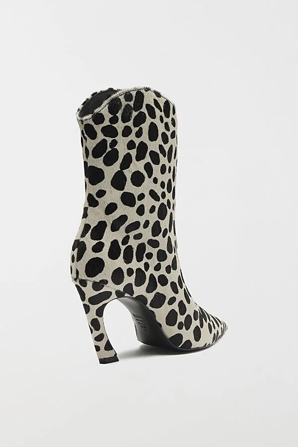 Schutz Maryann Curve Bootie in White/Black - Image 4