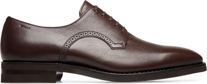 Scrible oxford shoes