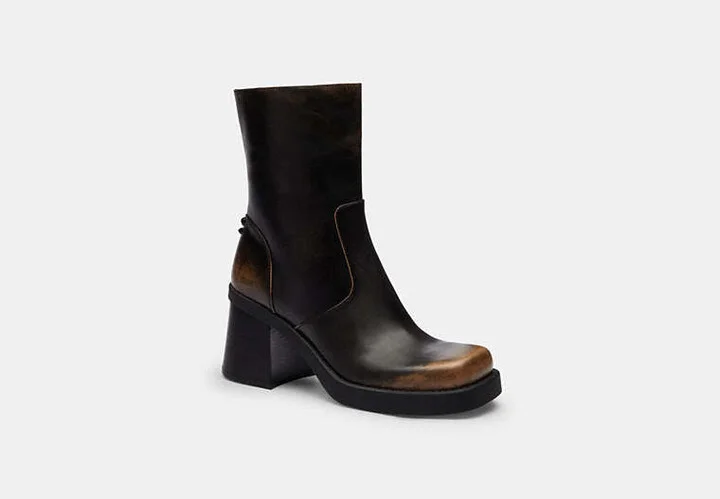 Sculpted C Bootie In Loved Leather
