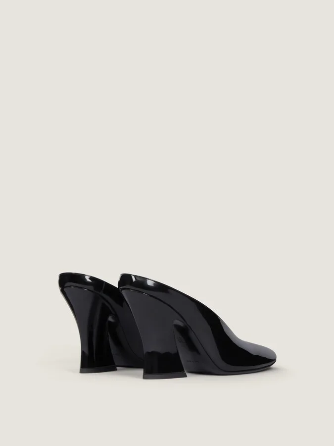 Sculpted heeled mules in patent leather - Image 5