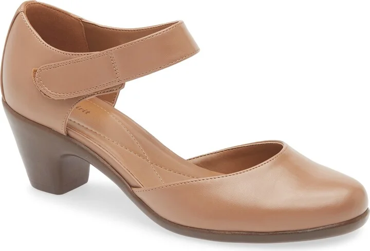 MEDIUM BROWN