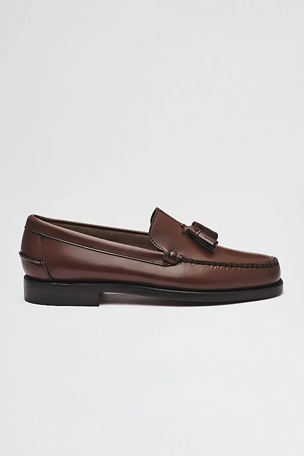 Sebago Classic Will Tassle Loafer in Brown