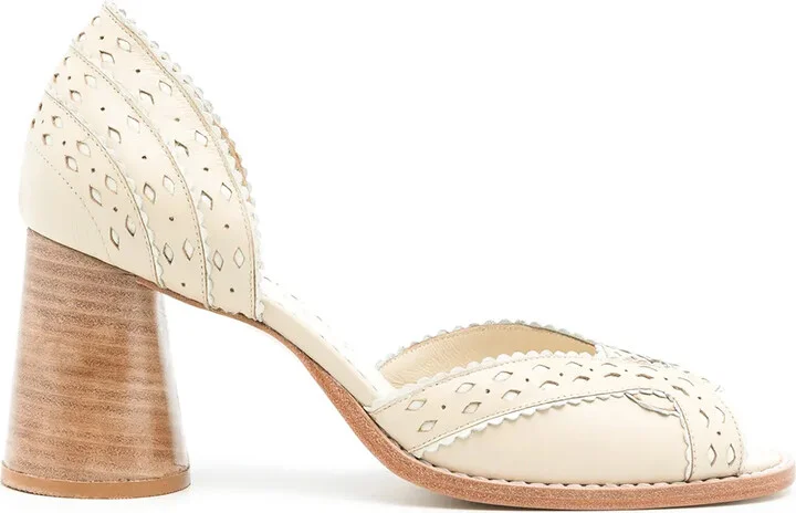 Secret Garden pumps