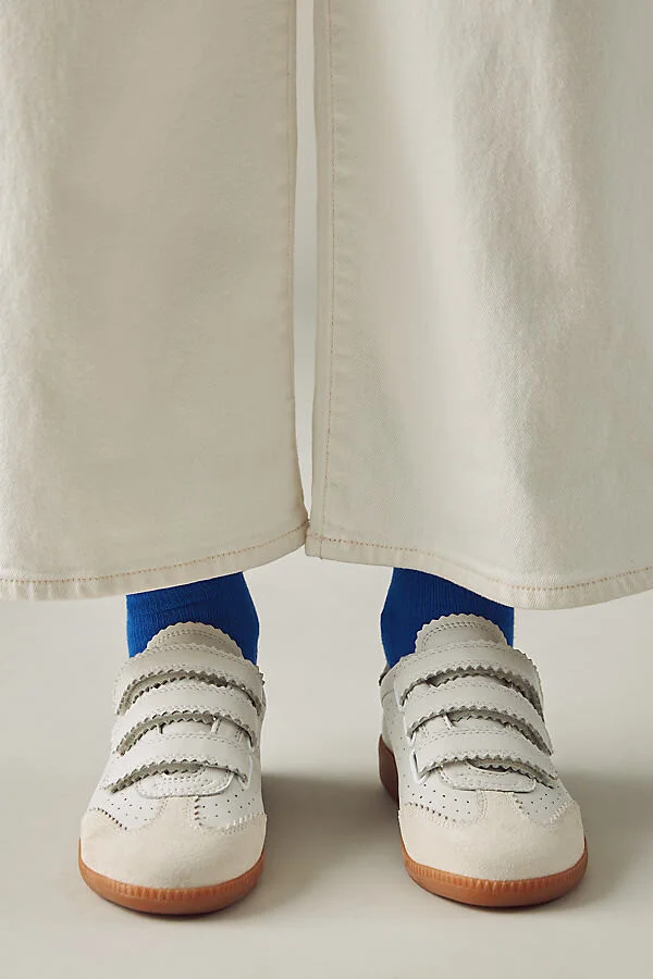 Seena Sneakers