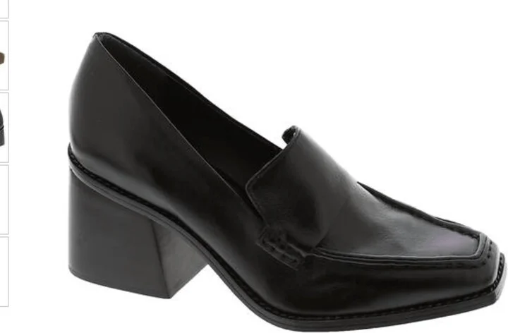 Segillis Heeled Loafer In Black