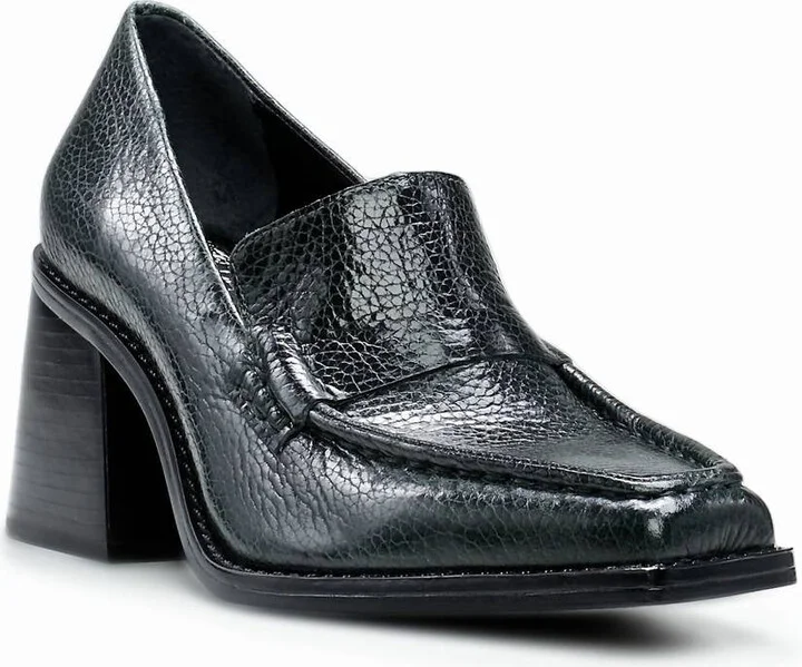 Segillis Heeled Loafer In Evergreen
