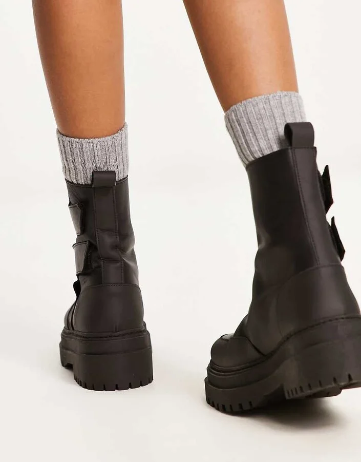 Selected Femme leather chunky boots with tabs in black - Image 3