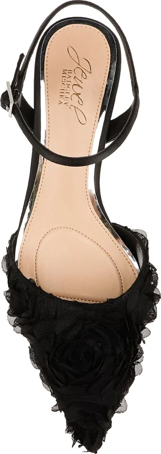 Selene Pointed Toe Pump - Image 5