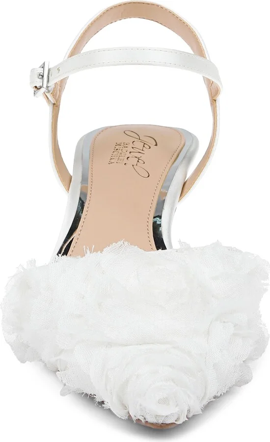 Selene Pointed Toe Pump - Image 11