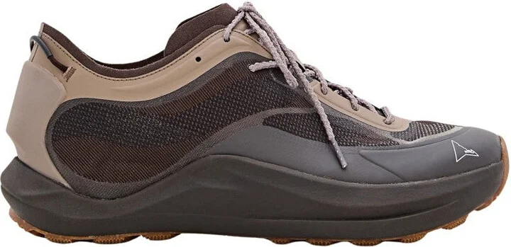 Sella Sneakers